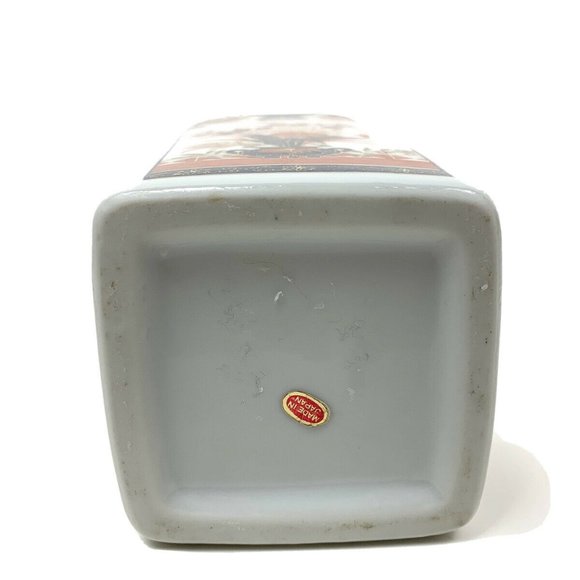 Japanese Decorative Vase (unbranded) 11”x 3” - Picture 2 of 2